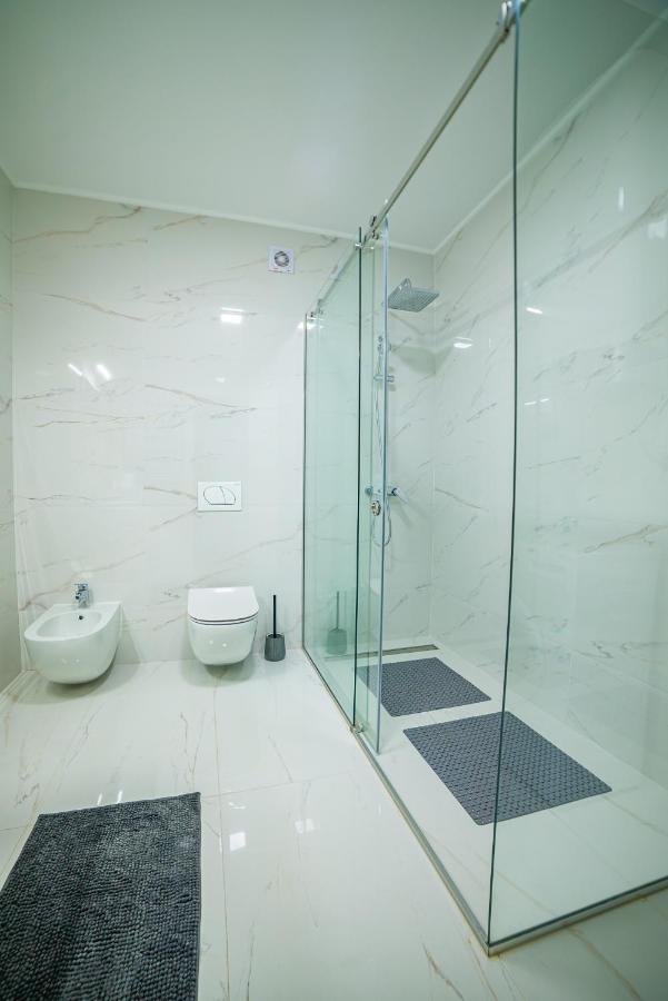 Zoe Apartment Novi Sad Luaran gambar